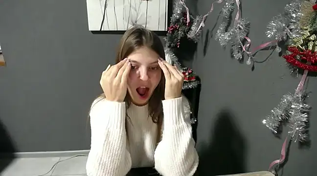 felicity gold online show from December 15, 2024, 4:37 pm