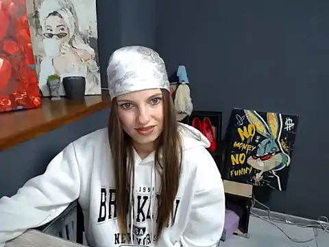 felicity gold online show from September 16, 2025, 6:47 am