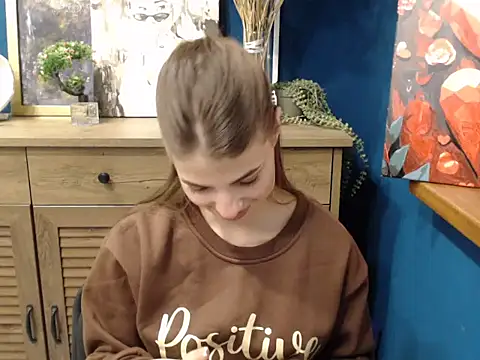 felicity gold online show from November 18, 2025, 7:24 am