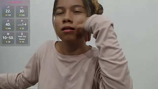 Naomi991 online show from October 17, 2025, 10:01 pm