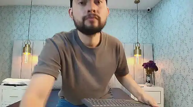 Leandro GB online show from January 30, 2025, 7:48 pm