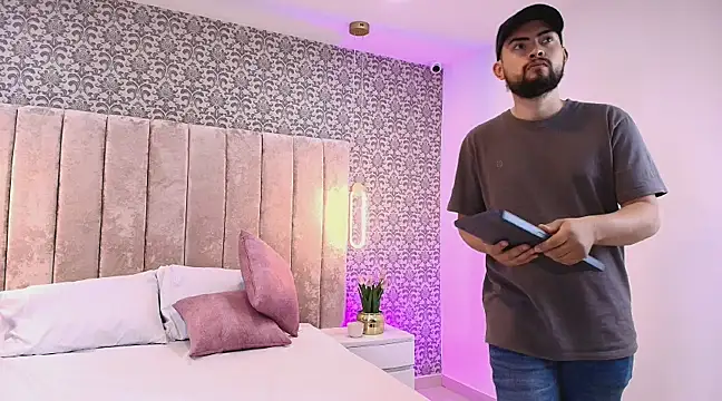 Leandro GB online show from January 30, 2025, 11:55 pm