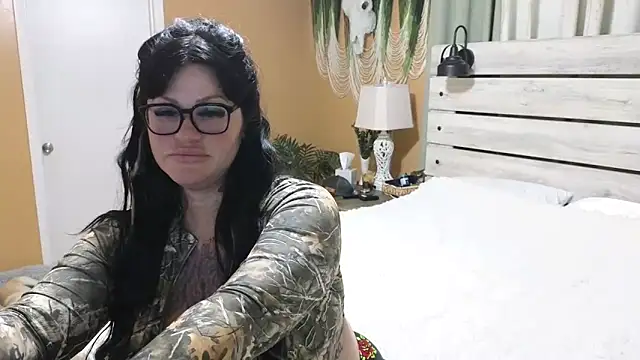 TexasTattooedHouseWife online show from June 16, 2026, 5:04 pm