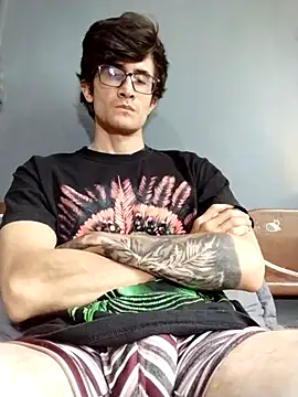 Snapshot of Loggan_donnelly chatting on March 10, 2026, 6:57 pm Loggan donnelly online show from March 10, 2026, 6:57 pm