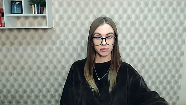 Snapshot of AlisaCatty_ chatting on March 10, 2025, 7:21 am AlisaCatty online show from March 10, 2025, 7:21 am