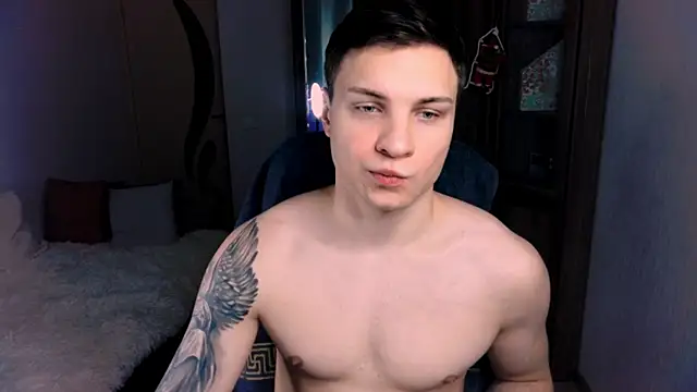 handsome guy01 online show from December 22, 2024, 5:34 am
