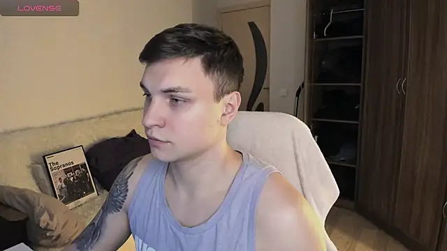 Snapshot of handsome_guy01 chatting on October 6, 2025, 3:31 pm handsome guy01 online show from October 6, 2025, 3:31 pm