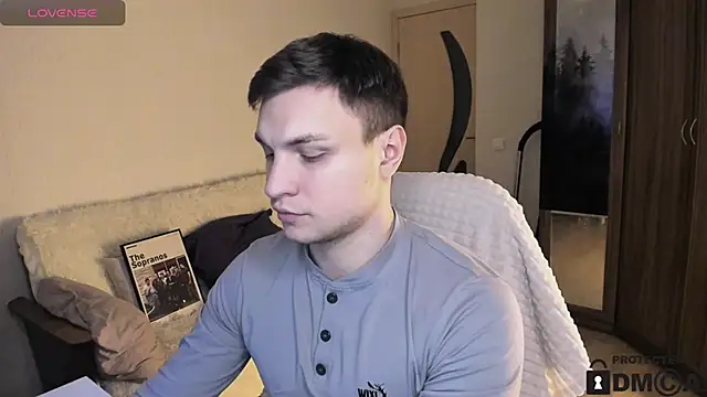 Snapshot of handsome_guy01 chatting on October 12, 2025, 7:02 pm handsome guy01 online show from October 12, 2025, 7:02 pm