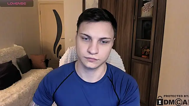 handsome guy01 online show from November 14, 2025, 6:06 pm