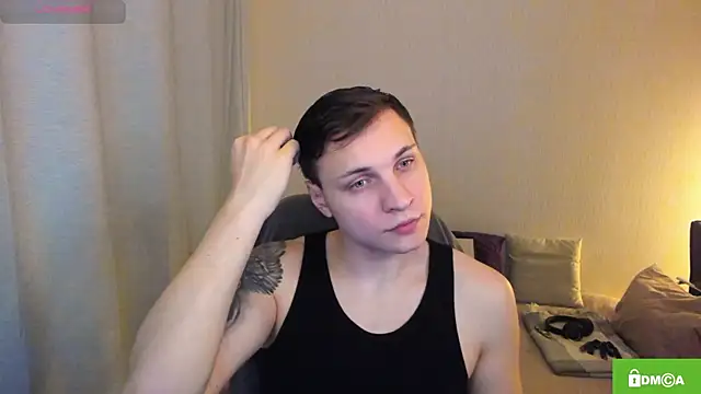 handsome guy01 online show from March 1, 2026, 5:48 pm