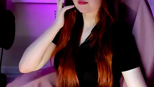 CarolGiggly online show from May 5, 2026, 12:51 am