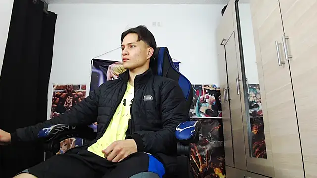 Snapshot of sr_jaeger chatting on March 18, 2026, 11:35 am sr jaeger online show from March 18, 2026, 11:35 am