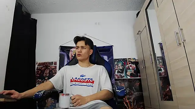 Snapshot of sr_jaeger chatting on March 21, 2026, 11:37 am sr jaeger online show from March 21, 2026, 11:37 am