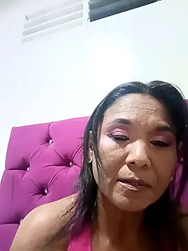 tiffany Bitch online show from May 8, 2026, 12:27 am