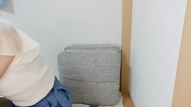 Snapshot of Hana-tan chatting on September 30, 2025, 10:37 pm Hana-tan online show from September 30, 2025, 10:37 pm