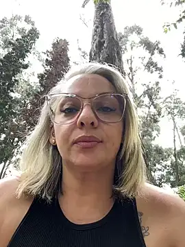 Aligoldbottom online show from December 15, 2024, 4:04 pm