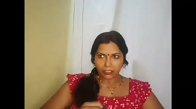 Snapshot of mamoni91 chatting on December 8, 2024, 11:46 am mamoni91 online show from December 8, 2024, 11:46 am