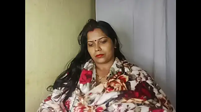 Snapshot of mamoni91 chatting on December 10, 2024, 1:54 am mamoni91 online show from December 10, 2024, 1:54 am