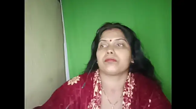 Snapshot of mamoni91 chatting on December 12, 2024, 2:04 am mamoni91 online show from December 12, 2024, 2:04 am