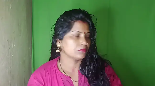 Snapshot of mamoni91 chatting on December 24, 2024, 1:59 am mamoni91 online show from December 24, 2024, 1:59 am