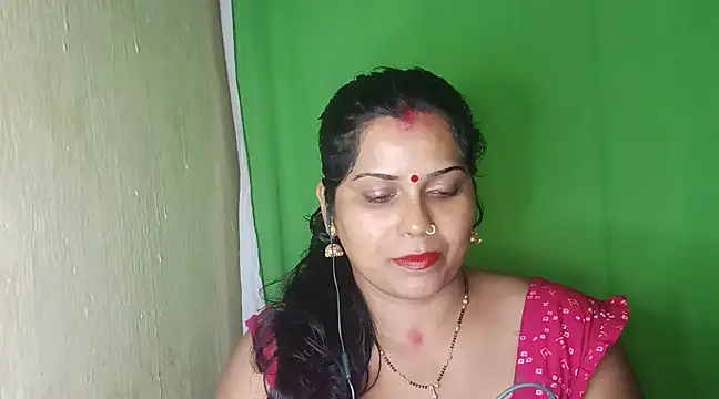 Snapshot of mamoni91 chatting on December 26, 2024, 5:30 pm mamoni91 online show from December 26, 2024, 5:30 pm