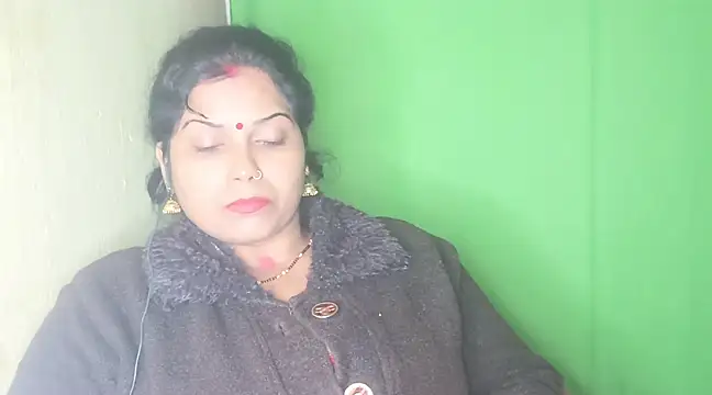 Snapshot of mamoni91 chatting on December 27, 2024, 4:54 pm mamoni91 online show from December 27, 2024, 4:54 pm
