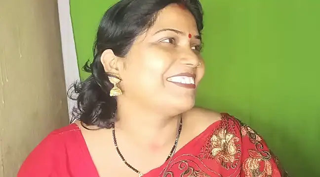 Snapshot of mamoni91 chatting on February 6, 2025, 3:16 am mamoni91 online show from February 6, 2025, 3:16 am