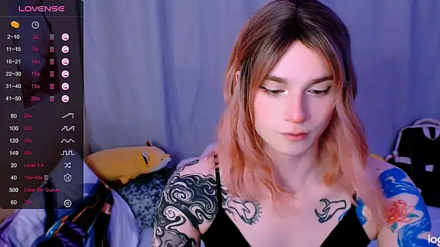 Alice Hells online show from May 8, 2026, 4:12 pm