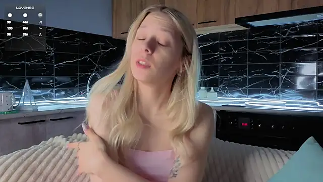 EngelFugler online show from December 19, 2025, 1:23 am