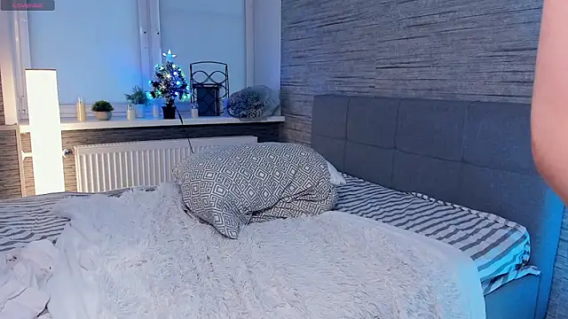 Snapshot of MerylHedley chatting on January 12, 2025, 1:27 pm MerylHedley online show from January 12, 2025, 1:27 pm