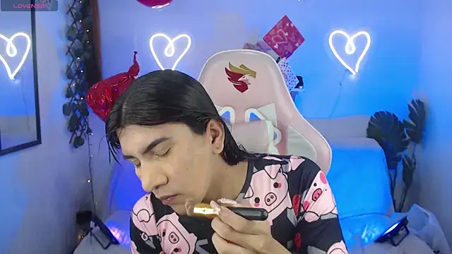 Tefy bratz online show from February 23, 2025, 2:14 pm
