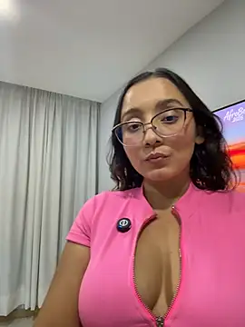 Kay LustyWife online show from July 31, 2026, 1:16 am