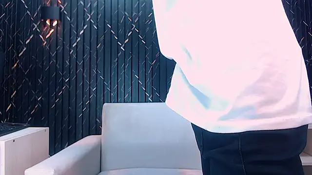 Snapshot of DavidHarlow chatting on March 22, 2025, 10:17 am DavidHarlow online show from March 22, 2025, 10:17 am