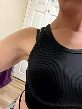 Snapshot of SweetSolez chatting on January 10, 2026, 10:25 pm SweetSolez online show from January 10, 2026, 10:25 pm