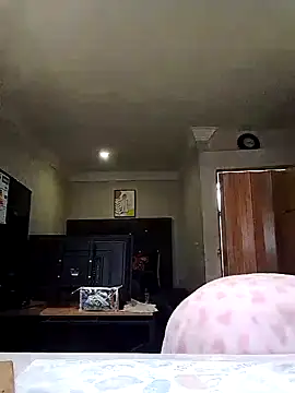 slimbigass online show from October 4, 2025, 10:46 am