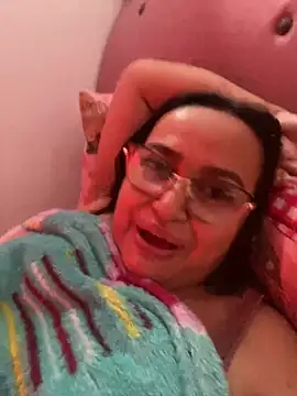 Snapshot of GiaNahomi chatting on January 5, 2025, 1:58 pm GiaNahomi online show from January 5, 2025, 1:58 pm
