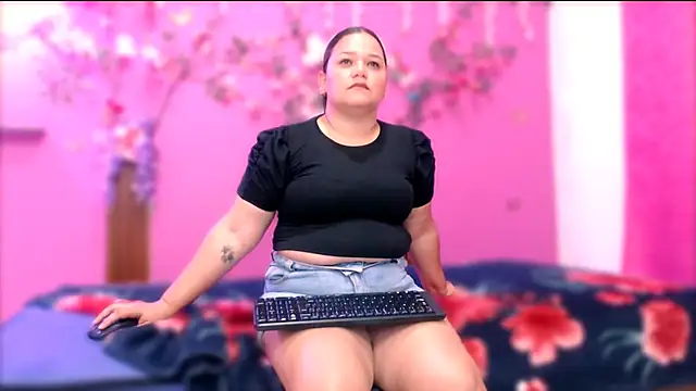 analdeepalejandra18 online show from February 7, 2026, 7:06 pm