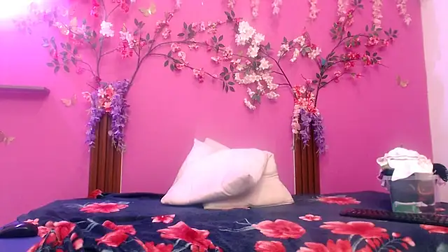 analdeepalejandra18 online show from March 8, 2026, 7:17 pm