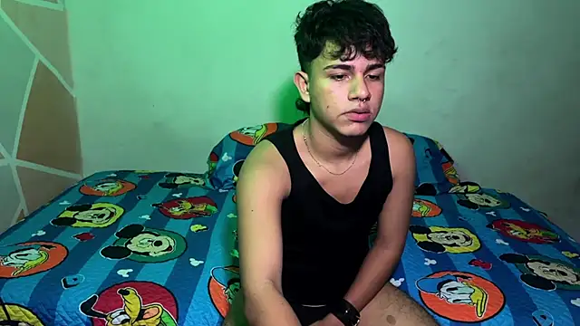 neit04 online show from September 19, 2025, 9:59 pm