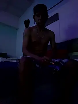Snapshot of oiram27 chatting on June 21, 2026, 3:25 pm oiram27 online show from June 21, 2026, 3:25 pm