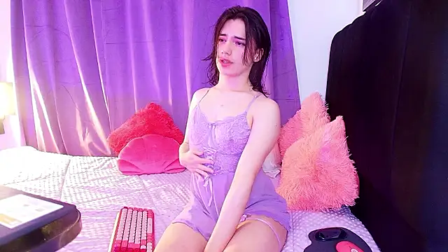 Snapshot of Angel_shiny chatting on March 20, 2026, 8:57 pm Angel shiny online show from March 20, 2026, 8:57 pm