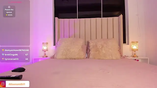 Aliison Smith online show from December 18, 2025, 3:12 am