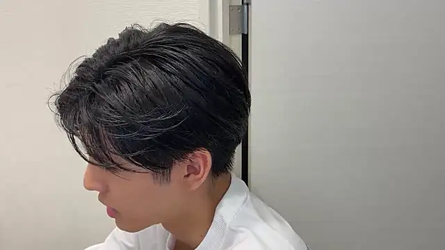 Lio kun online show from May 3, 2026, 1:50 pm