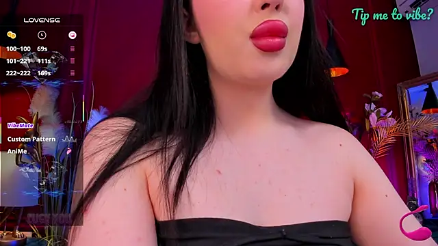 Mayzzie online show from July 22, 2026, 7:16 pm