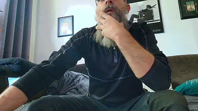 Kingsscepter online show from October 22, 2025, 10:59 am