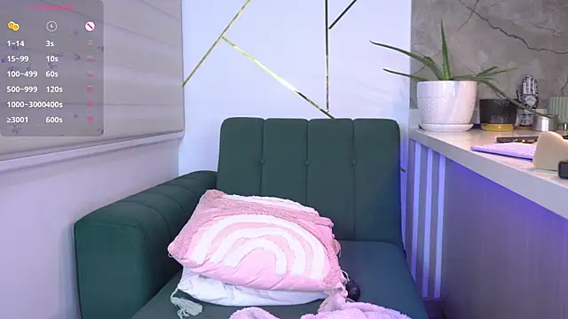 b3llaspringg online show from June 25, 2026, 5:12 am