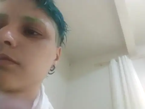 Luci foxx online show from October 17, 2025, 2:30 pm