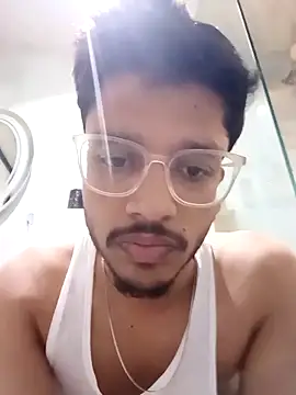 Snapshot of skinnyyyyyyyyy chatting on October 3, 2025, 4:09 am skinnyyyyyyyyy online show from October 3, 2025, 4:09 am