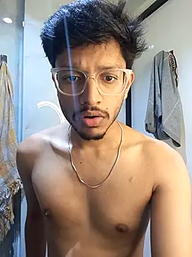 skinnyyyyyyyyy online show from November 7, 2025, 4:34 am