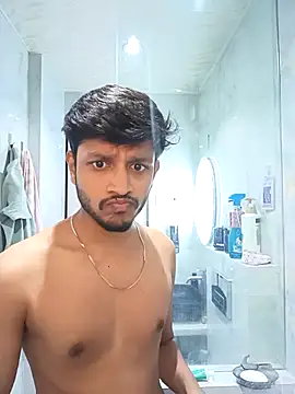 skinnyyyyyyyyy online show from November 18, 2025, 4:50 am